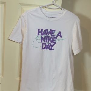 Nike shirt men’s have a Nike day